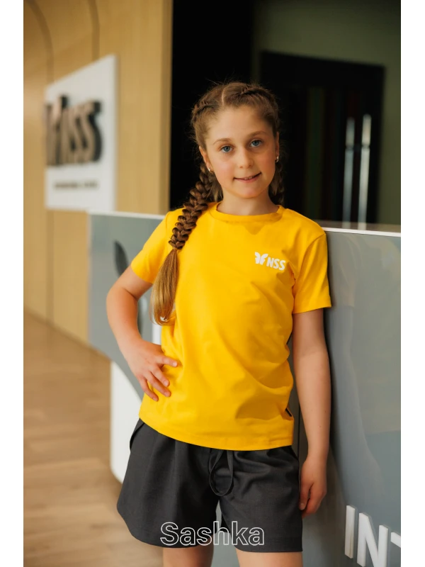 Футболка для дівчинки жовта з логотипом школи NSS, розмір 116-188